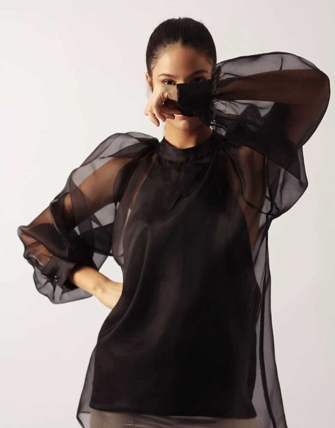 TOP LIZA