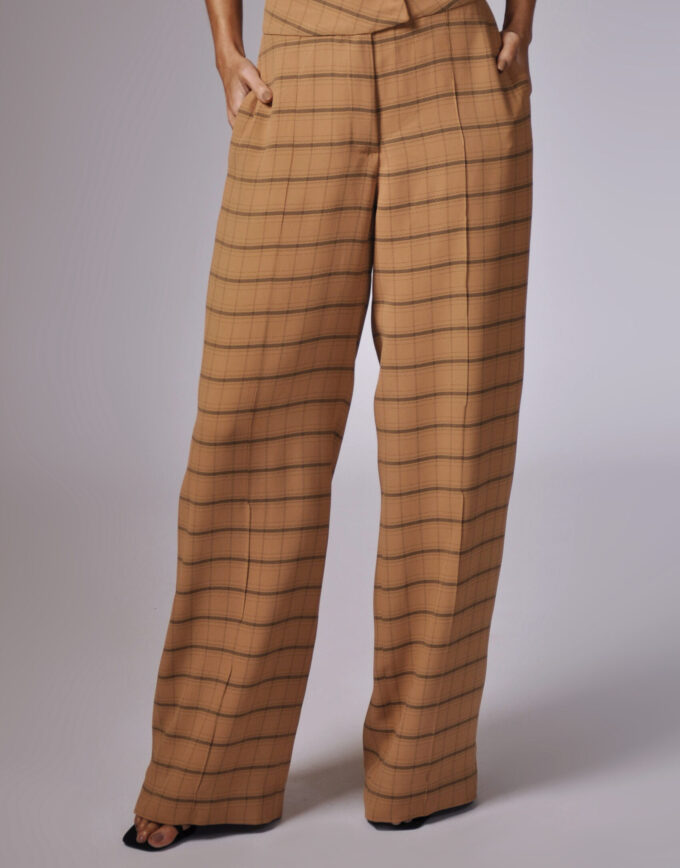 CALÇA JENN