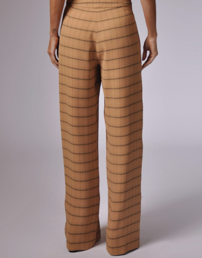 CALÇA JENN