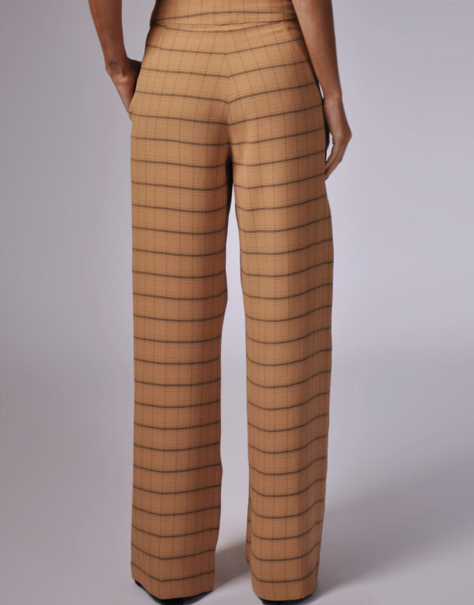 CALÇA JENN