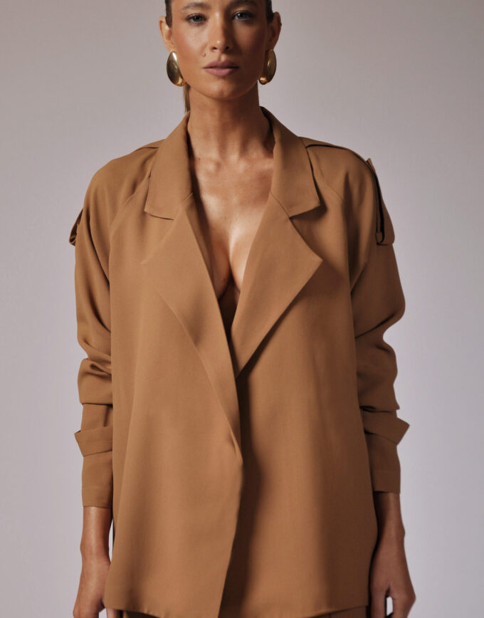 TRENCH COAT TRAINING